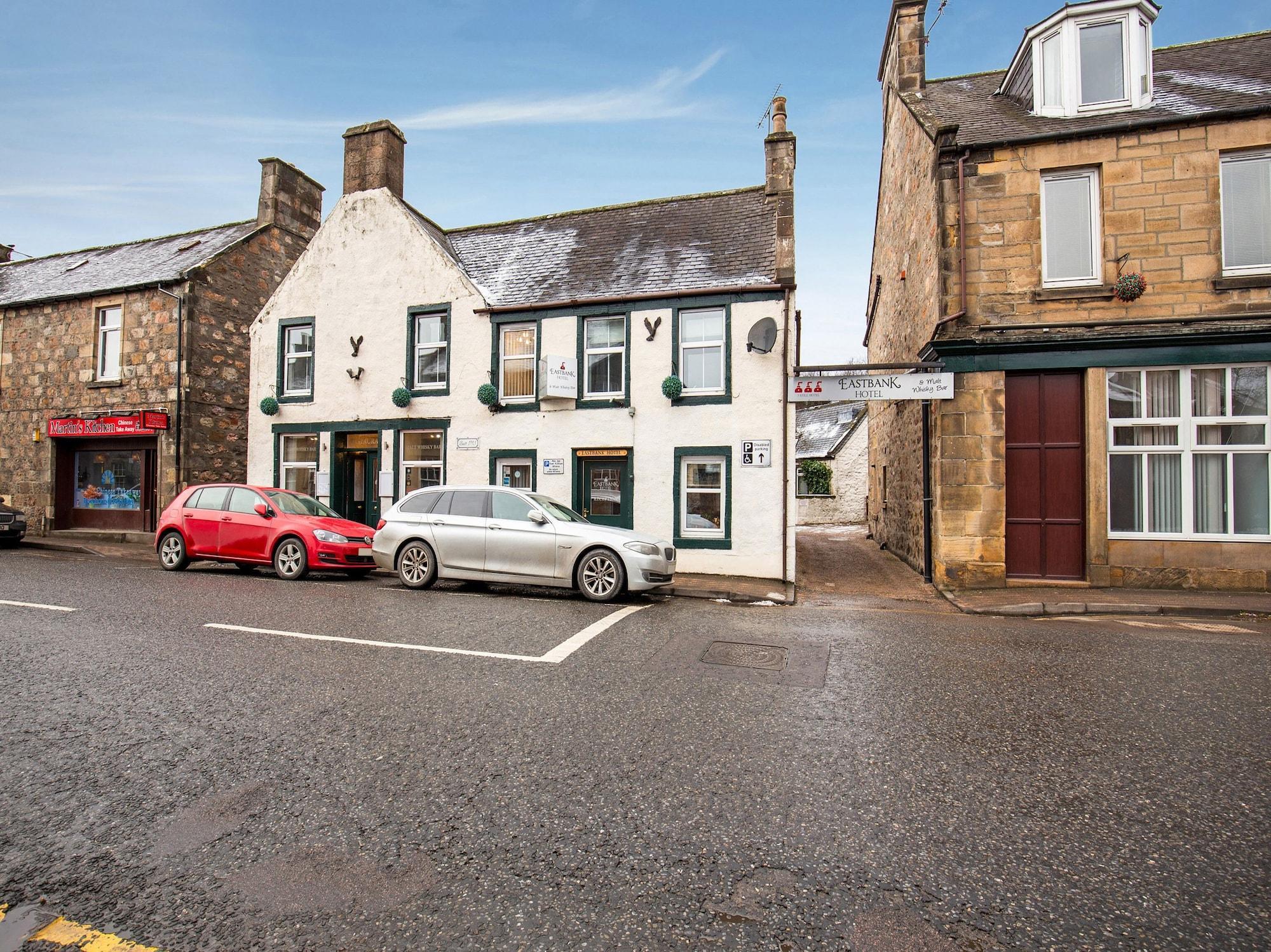 Oyo Eastbank Hotel, Speyside Scotland Rothes Exterior foto